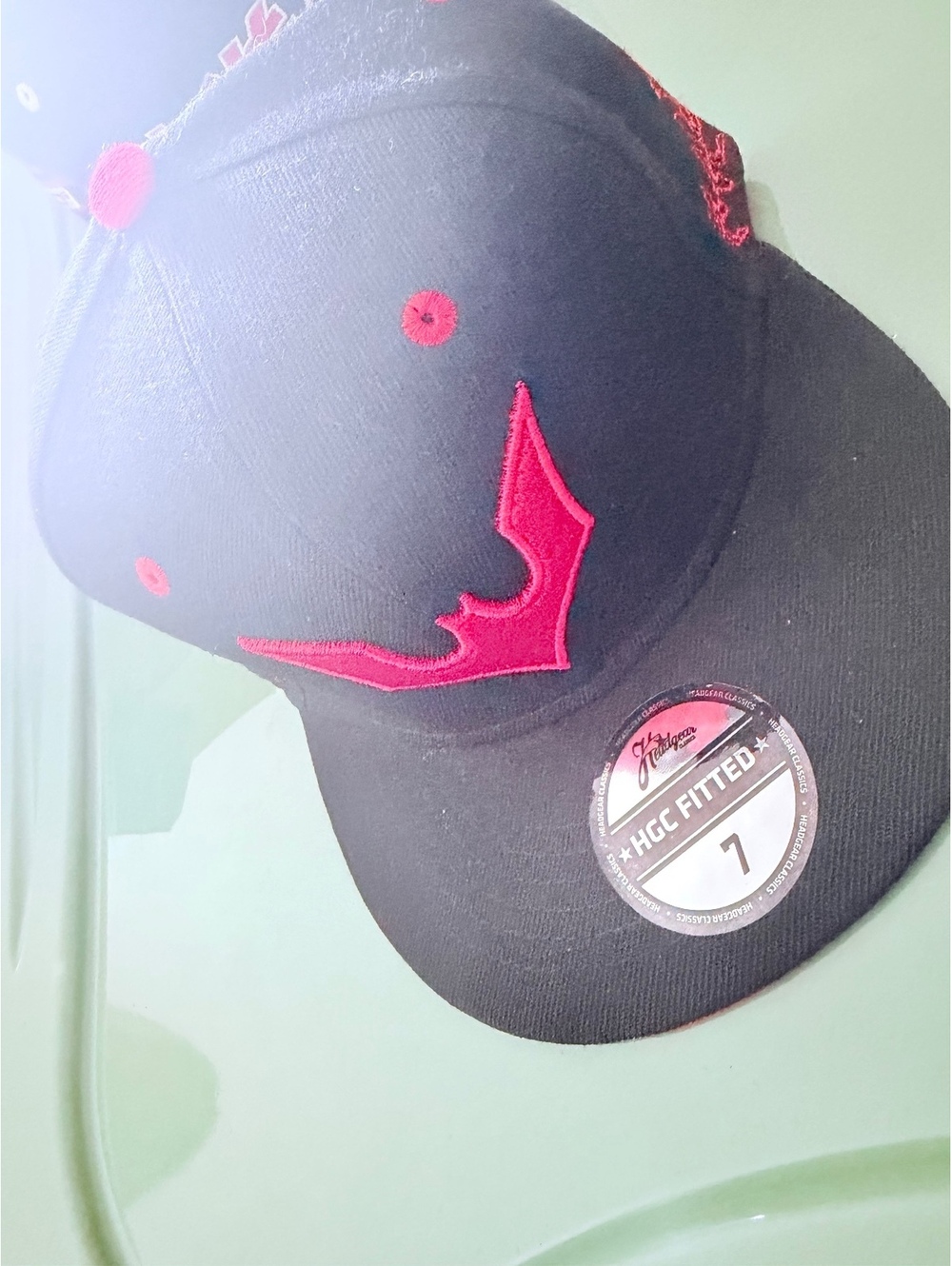 Drake so far gone fitted -size 7 black & red by HGC $40
